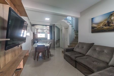 Sala de casa para alugar com 3 quartos, 150m² em Vila Suissa, Mogi das Cruzes