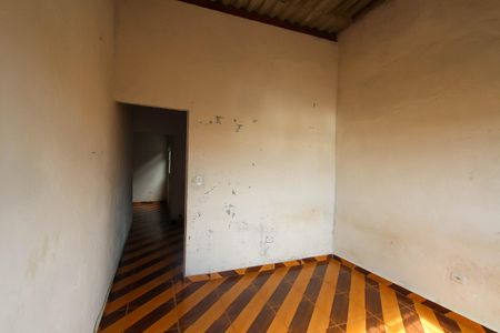 Quarto de casa para alugar com 1 quarto, 42m² em Parque dos Bancarios, São Paulo