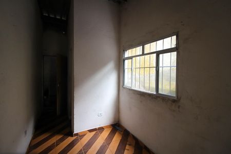 Sala de casa para alugar com 1 quarto, 42m² em Parque dos Bancarios, São Paulo