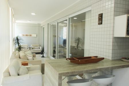 Sala de apartamento para alugar com 3 quartos, 160m² em Embaré, Santos
