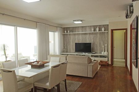 Sala de apartamento para alugar com 3 quartos, 160m² em Embaré, Santos