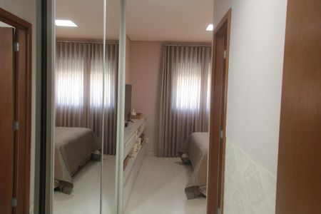 Suite de apartamento para alugar com 3 quartos, 160m² em Embaré, Santos