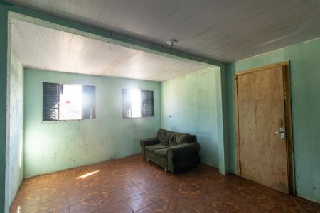 Sala/Cozinha de casa para alugar com 2 quartos, 68m² em Novo Mundo, Curitiba