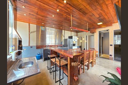 Apartamento à venda com 322m², 5 quartos e 3 vagasÁrea gourmet cobertura 