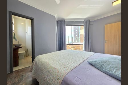 Apartamento à venda com 322m², 5 quartos e 3 vagasQuarto Suíte 5