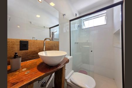 Apartamento à venda com 322m², 5 quartos e 3 vagasBanheiro da Suíte 2