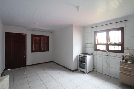 Sala/Cozinha de casa à venda com 3 quartos, 50m² em Fátima, Canoas