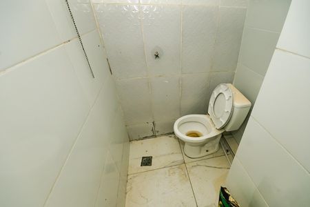 Casa à venda com 101m², 3 quartos e 1 vagaBanheiro de Serviço