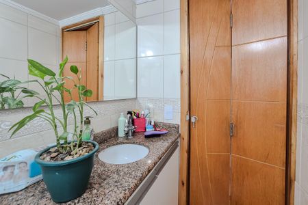 Apartamento à venda com 52m², 2 quartos e 1 vagaBanheiro Social