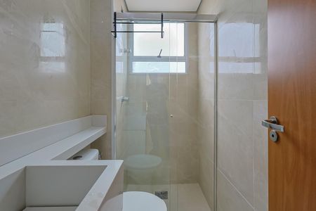 Apartamento para alugar com 45m², 2 quartos e 1 vaga Apartamento para alugar com 45m², 2 quartos e 1 vagaBanheiro