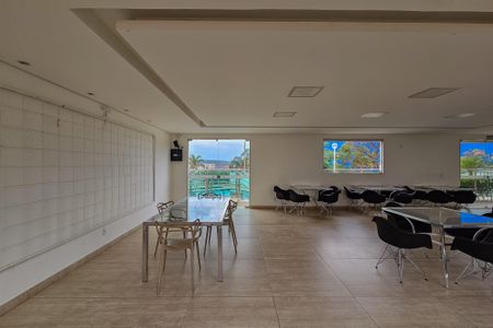 Apartamento para alugar com 45m², 2 quartos e 1 vaga Apartamento para alugar com 45m², 2 quartos e 1 vagaÁrea comum - Salão de festas