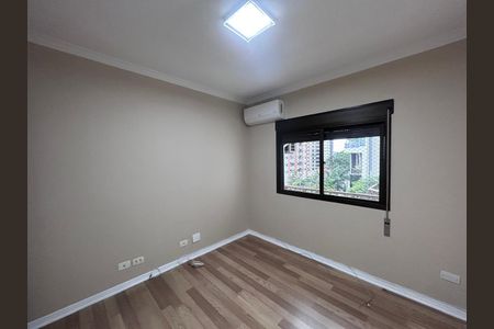 Apartamento à venda com 159m², 3 quartos e 2 vagasQuarto 3