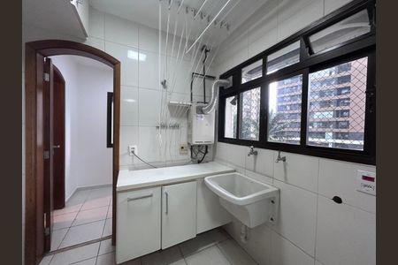 Apartamento à venda com 159m², 3 quartos e 2 vagasÁrea de Serviço
