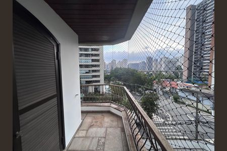 Apartamento à venda com 159m², 3 quartos e 2 vagasVaranda Quarto 1 - Suíte