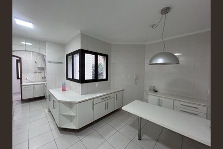 Apartamento à venda com 159m², 3 quartos e 2 vagasCozinha