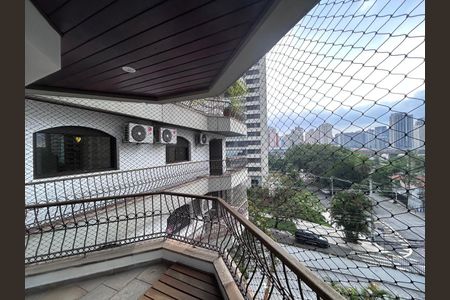 Apartamento à venda com 159m², 3 quartos e 2 vagasVaranda Sala