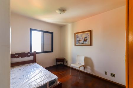 Quarto 1 de apartamento para alugar com 2 quartos, 82m² em Jardim Ester, São Paulo