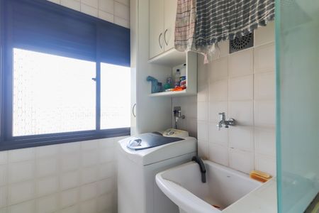 Apartamento para alugar com 82m², 2 quartos e 1 vaga Apartamento para alugar com 82m², 2 quartos e 1 vagaCozinha e Área de Serviço