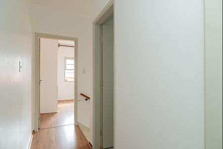 Casa à venda com 130m², 2 quartos e 1 vagaCorredor 