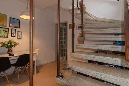 Casa à venda com 130m², 2 quartos e 1 vagaSala