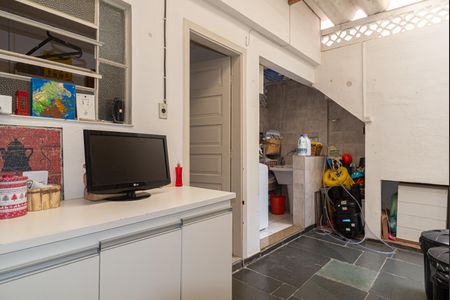 Casa à venda com 130m², 2 quartos e 1 vagaÁrea de Serviço