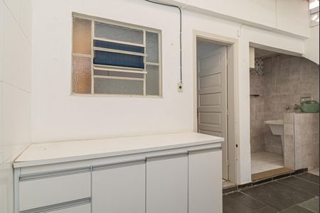 Casa à venda com 130m², 2 quartos e 1 vagaÁrea de Serviço