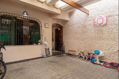 Casa à venda com 130m², 2 quartos e 1 vagaGaragem