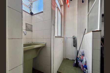 Apartamento à venda com 100m², 3 quartos e sem vagaÁrea de serviço