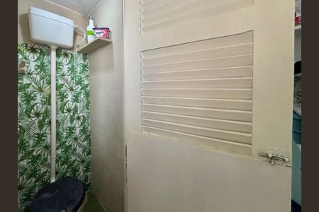 Apartamento à venda com 100m², 3 quartos e sem vagaÁrea de serviço - suíte - banheiro