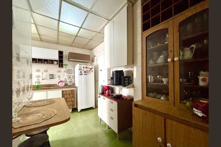 Apartamento à venda com 100m², 3 quartos e sem vagaCozinha