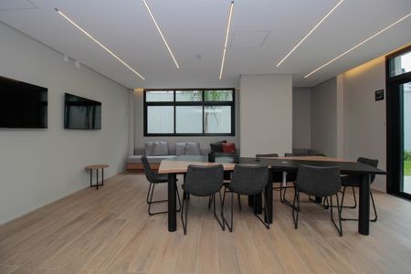 Apartamento à venda com 80m², 1 quarto e sem vaga Apartamento à venda com 80m², 1 quarto e sem vagaCoworking