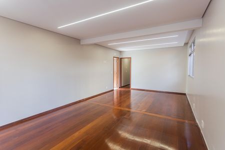 Sala de apartamento para alugar com 4 quartos, 130m² em Serra, Belo Horizonte