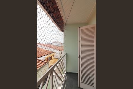 Casa à venda com 239m², 3 quartos e 2 vagasSuíte 2 Sacada 