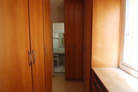 Casa à venda com 239m², 3 quartos e 2 vagasSuíte 3