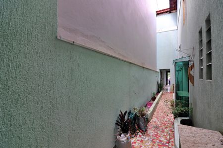 Casa à venda com 239m², 3 quartos e 2 vagasCorredor 