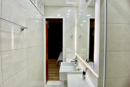 Apartamento para alugar com 110m², 3 quartos e sem vagaBanheiro social