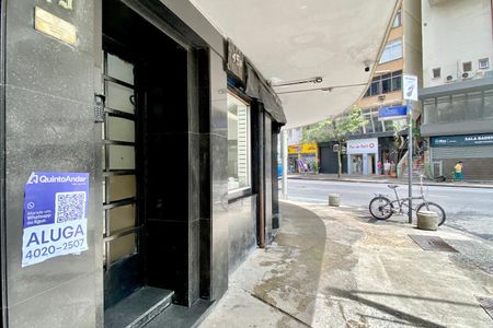 Apartamento para alugar com 110m², 3 quartos e sem vagaPlaca