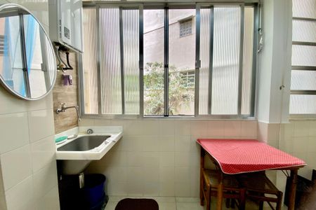 Apartamento para alugar com 110m², 3 quartos e sem vagaÁrea de Serviço