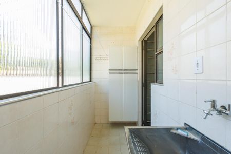 Apartamento para alugar com 60m², 2 quartos e 1 vagaÁrea de Serviço