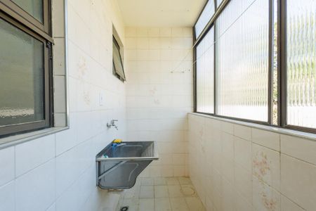 Apartamento para alugar com 60m², 2 quartos e 1 vagaÁrea de Serviço
