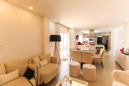 Casa à venda com 170m², 3 quartos e 1 vagaSala/Cozinha
