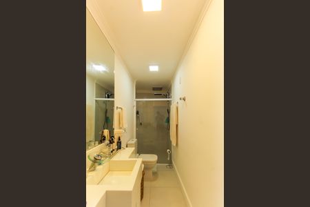 Casa à venda com 170m², 3 quartos e 1 vagaBanheiro da Suíte 2