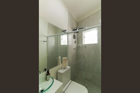 Casa à venda com 170m², 3 quartos e 1 vagaBanheiro