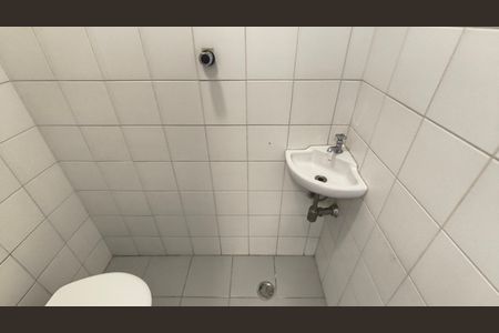 Apartamento para alugar com 70m², 2 quartos e 1 vaga Apartamento para alugar com 70m², 2 quartos e 1 vagaBanheiro de serviço