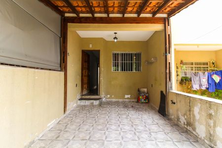 Casa de condomínio à venda com 64m², 2 quartos e 1 vagaGaragem