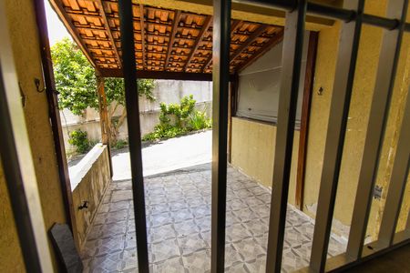 Casa de Condomínio para alugar com 2 quartos, 64m² em Vila Campanela, São Paulo