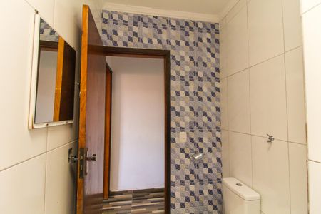 Casa de condomínio à venda com 64m², 2 quartos e 1 vagaBanheiro