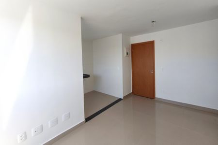 Sala de apartamento para alugar com 2 quartos, 45m² em Vila Satúrnia, Campinas