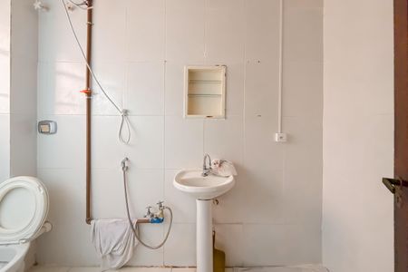 Studio para alugar com 42m², 1 quarto e sem vaga Studio para alugar com 42m², 1 quarto e sem vagaBanheiro