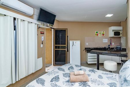 Quarto  de kitnet/studio para alugar com 1 quarto, 28m² em Minas Brasil, Belo Horizonte